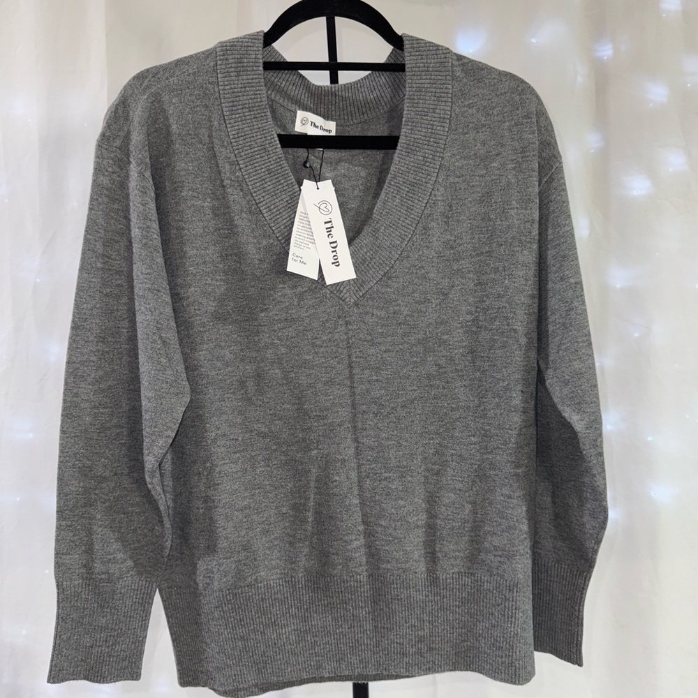 The Drop Women's V-Neck Gray Sweater